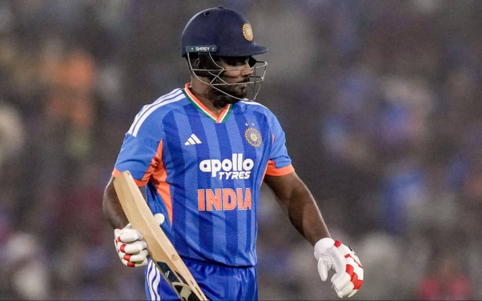 Samson and Kerr Shine Bright as Players of the Month