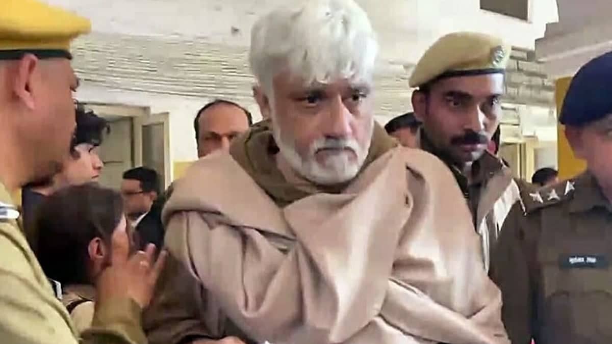 Vikram Bhatt's Wild Jail Ride: From Fever to Freedom, Baby!