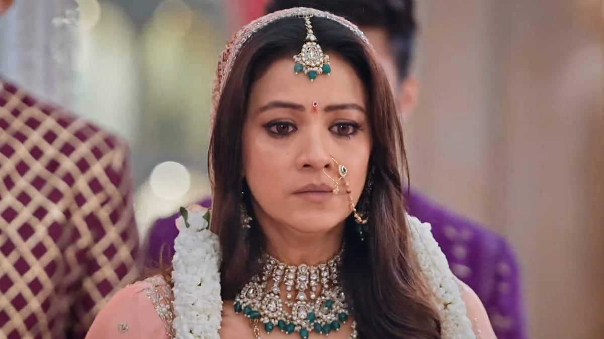 Barkha Bisht Says Farewell as Noina's Drama Unfolds