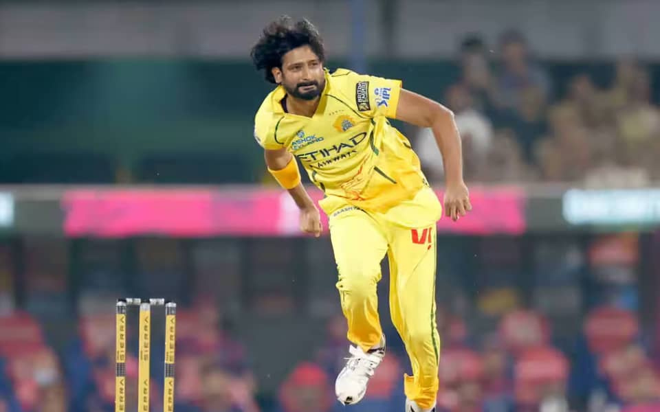 Khaleel Ahmed Out for IPL 2026, CSK Faces Bowling Crisis