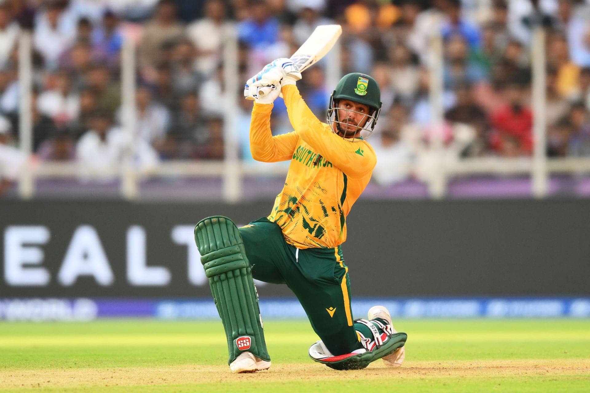 Quinton de Kock Electrifies IPL 2026 with First-Ball Six