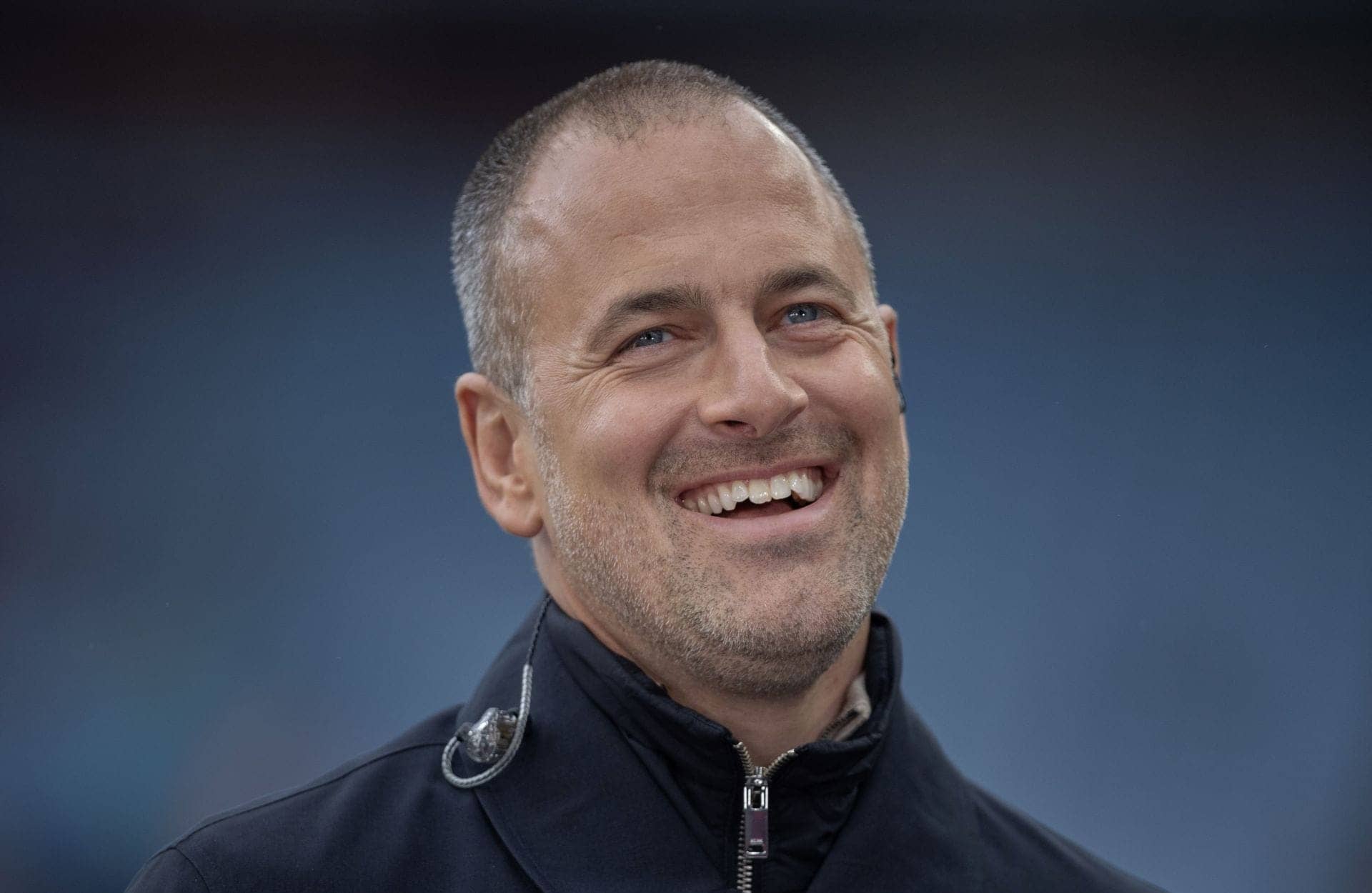 Joe Cole Demands Chelsea Sign Lewandowski and Stones