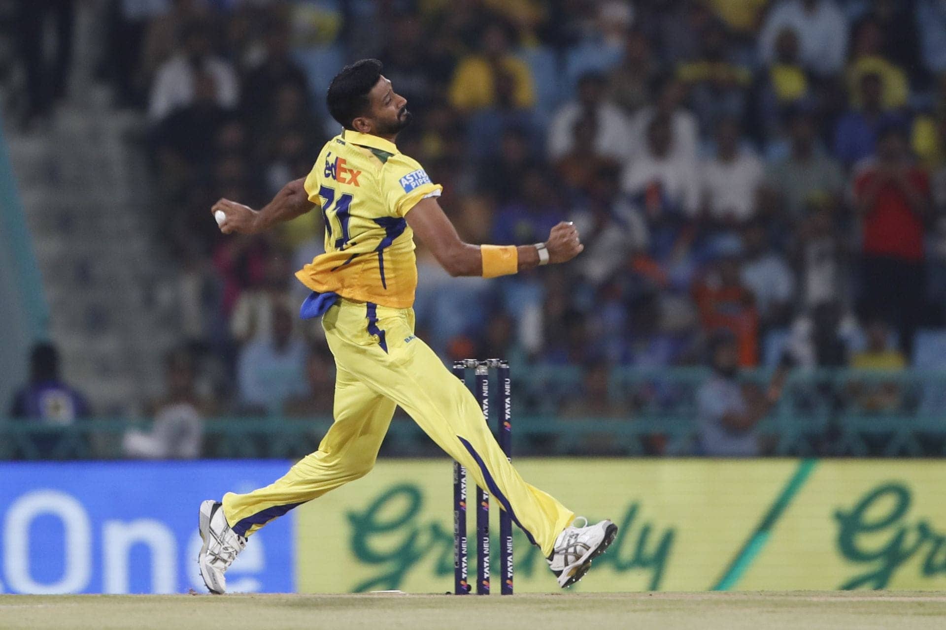 Khaleel Ahmed OUT of IPL 2026: CSK's Shocking News!