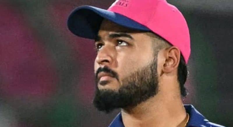 Manoj Tiwary Questions Riyan Parag's Spell in KKR Clash