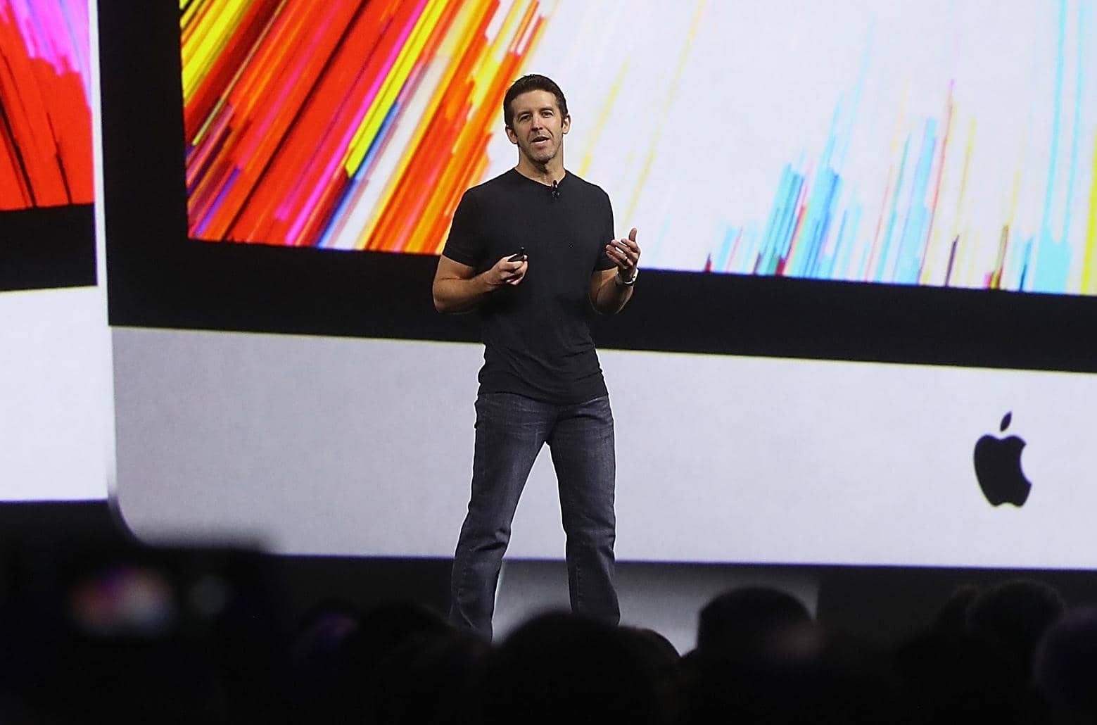 Tim Cook Exits, John Ternus Takes the Apple Reins