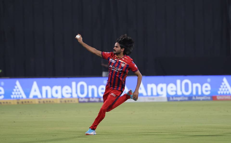 IPL 2026: Digvesh Rathi ka zabardast catch, Vaibhav ki chutti!