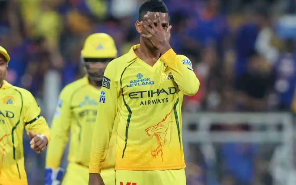 IPL 2026: CSK's Epic Win Leaves MI Fans in Hilarious Shock