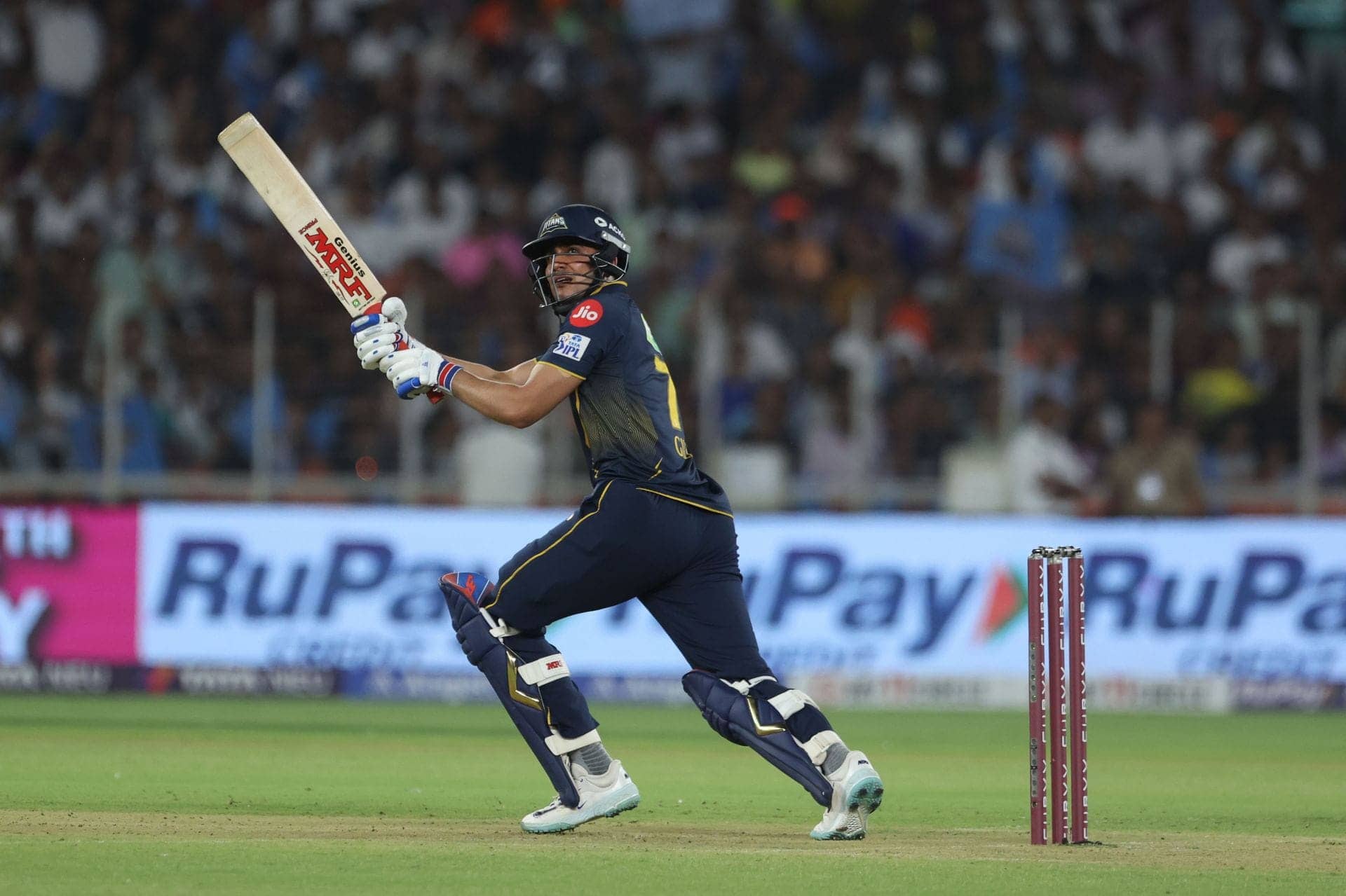 RCB vs GT: A Spellbinding Showdown at M Chinnaswamy