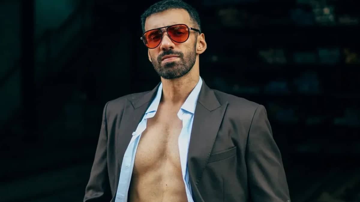Avinash Tiwary Questions Bollywood's Absurd Six-Pack Obsession
