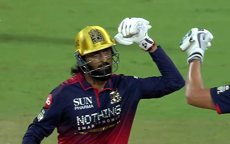 RCB's Ninja Victory: Thrilling IPL Showdown with Titans!