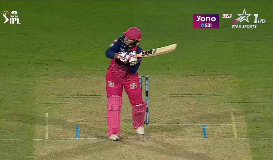 Vaibhav Sooryavanshi's Helicopter Shot Wows Cricket Fans