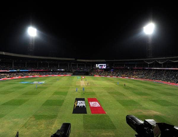 IPL 2026: KSCA Clears CCTV Rumors, RCB Fans Cheer Wins