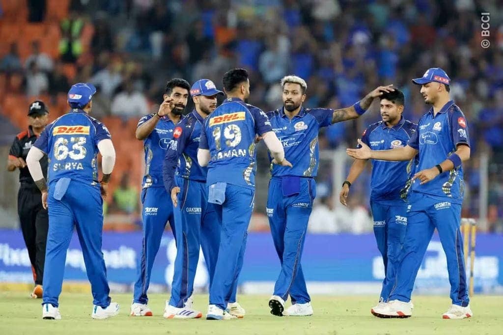 Aakash Chopra Envisions MI's Spellbinding Lineup vs SRH