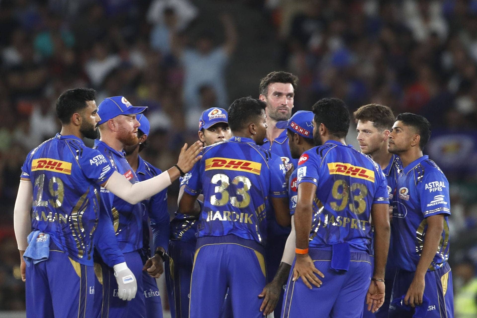 Shaun Pollock Calls Out MI's Bowling Trio for Flopping