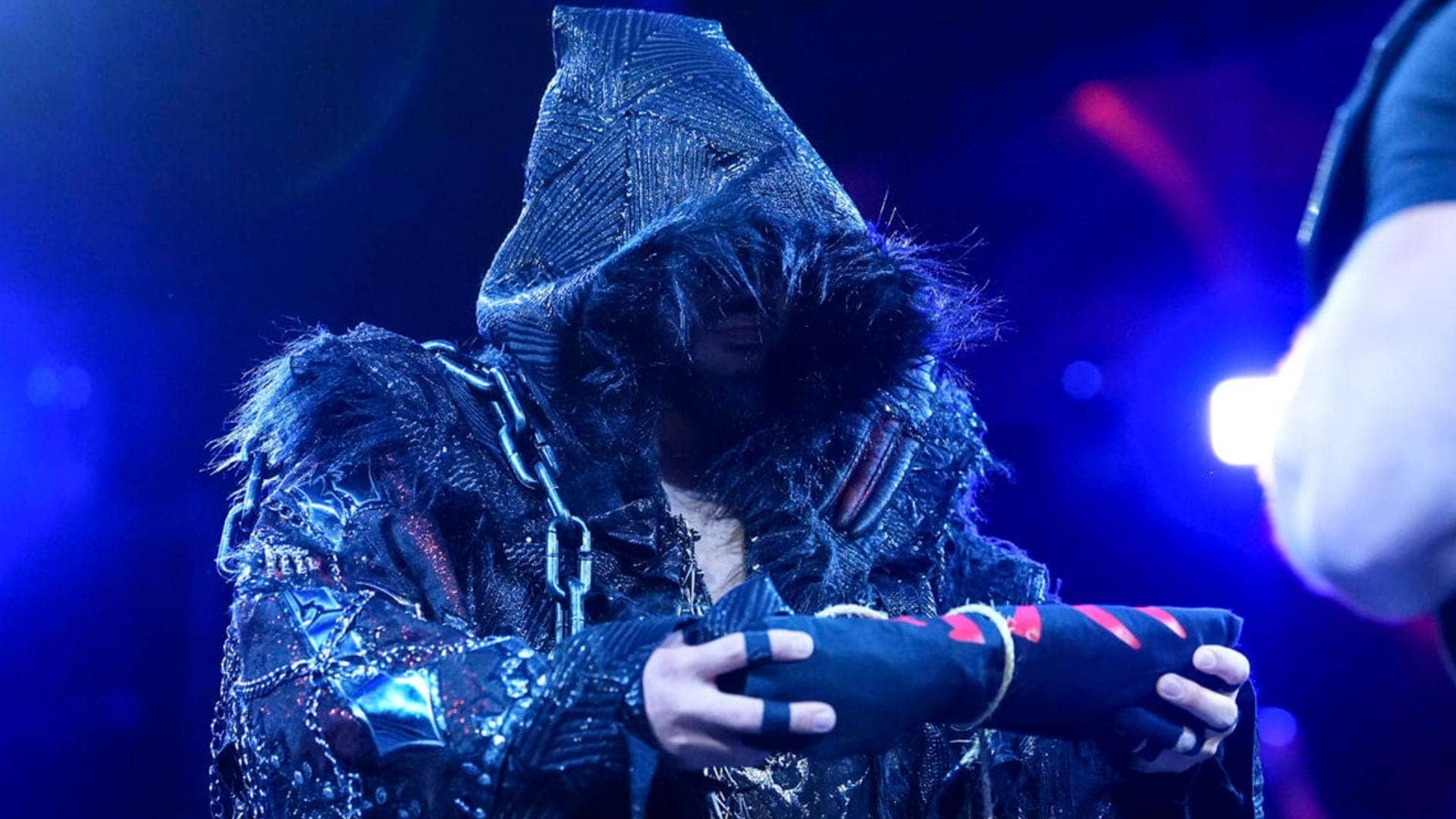 WWE NXT mein EVIL ka dhamakedar debut; jawab chahiye!