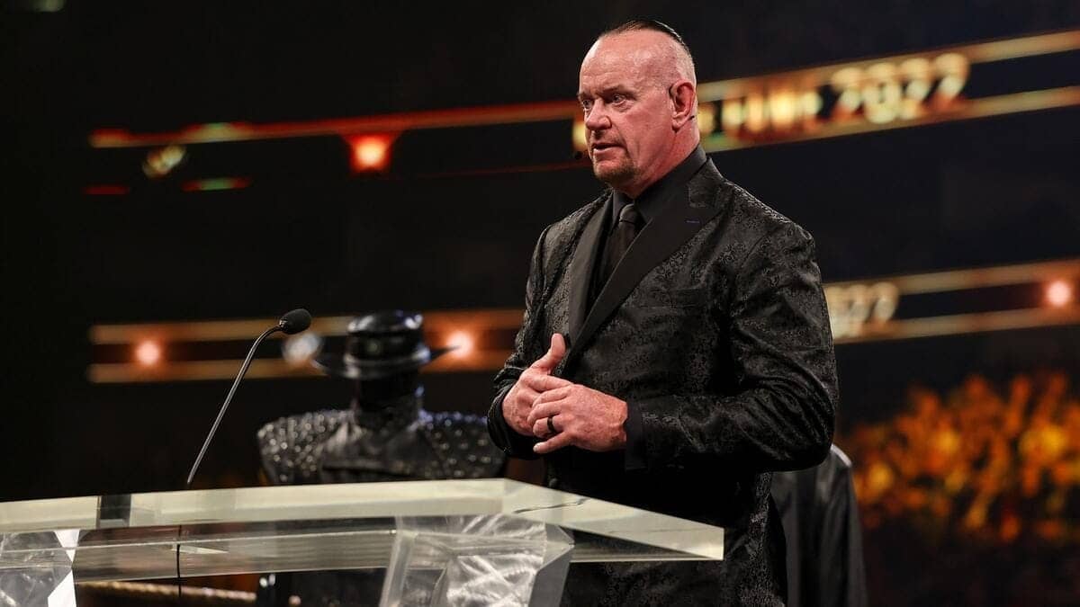 TREMENDOUS News: Undertaker's Mask vs. Mask Showdown!