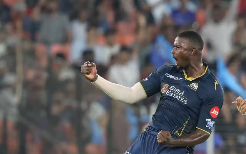 Jason Holder's Epic Catch Leads GT to Victory in IPL 2026!