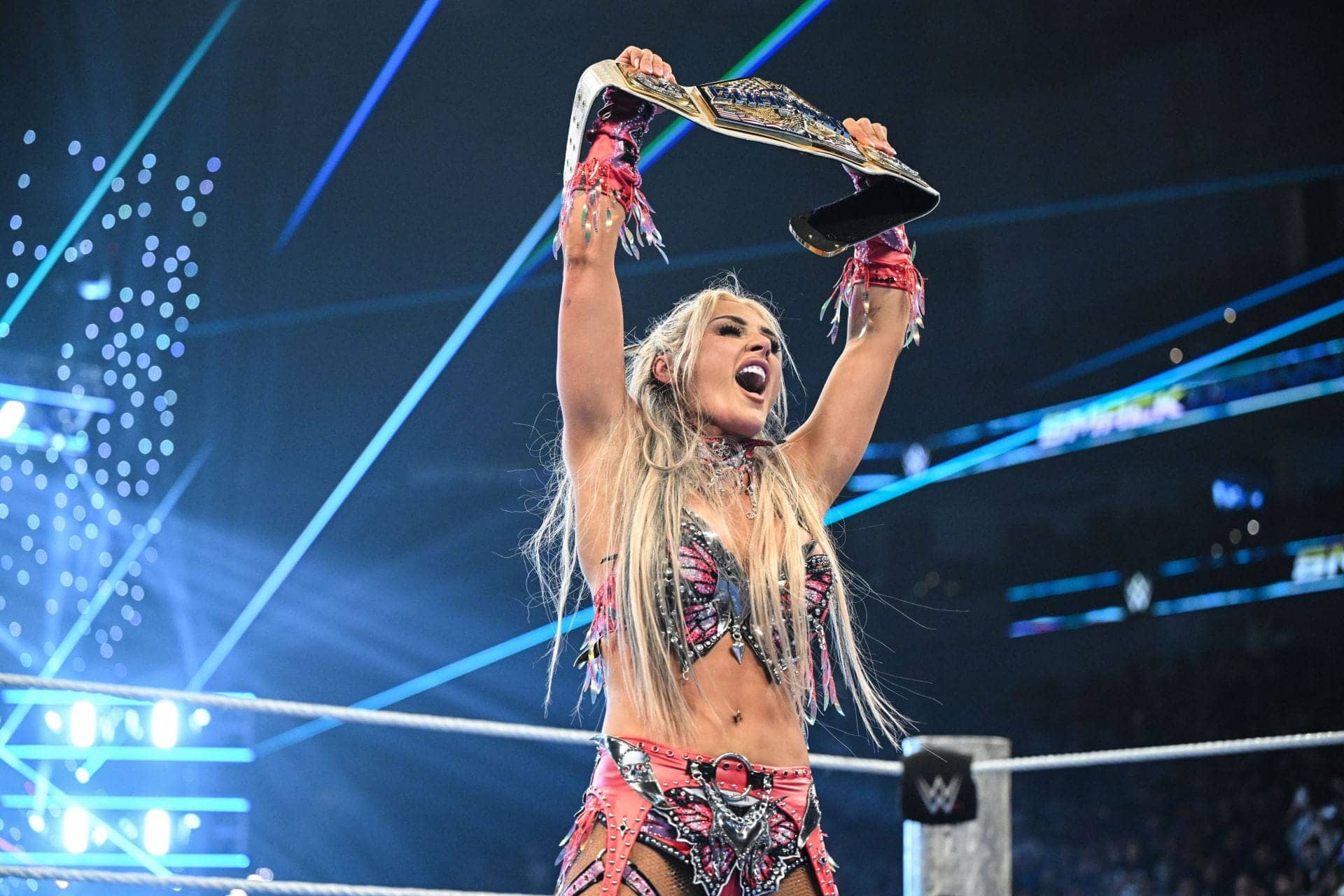 Blake Monroe: The Glamorous Challenger for Tiffany's Title!
