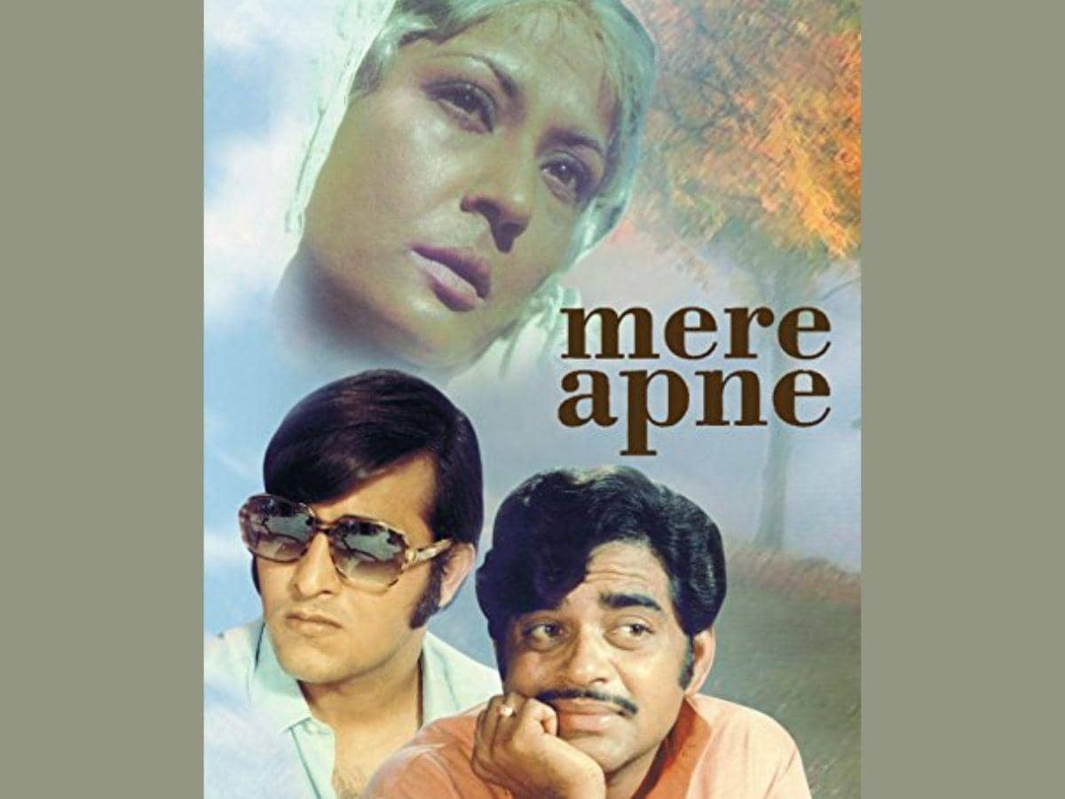 Gang Wars and Political Antics in Mere Apne's Wild Ride