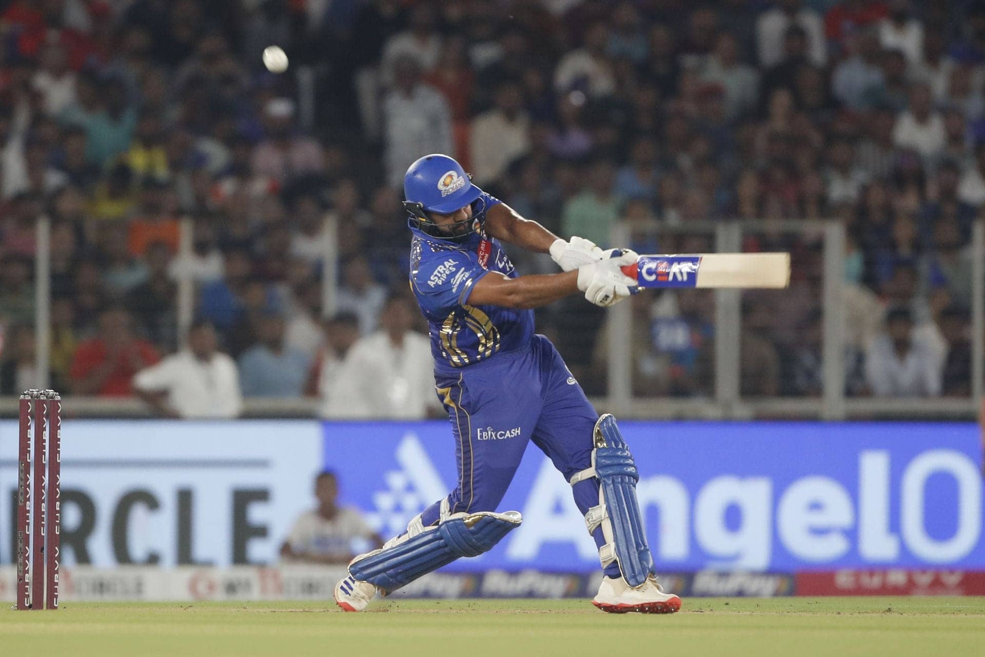 Rohit Sharma ka chhakka, 27 ball mein 50 banaya bhai!