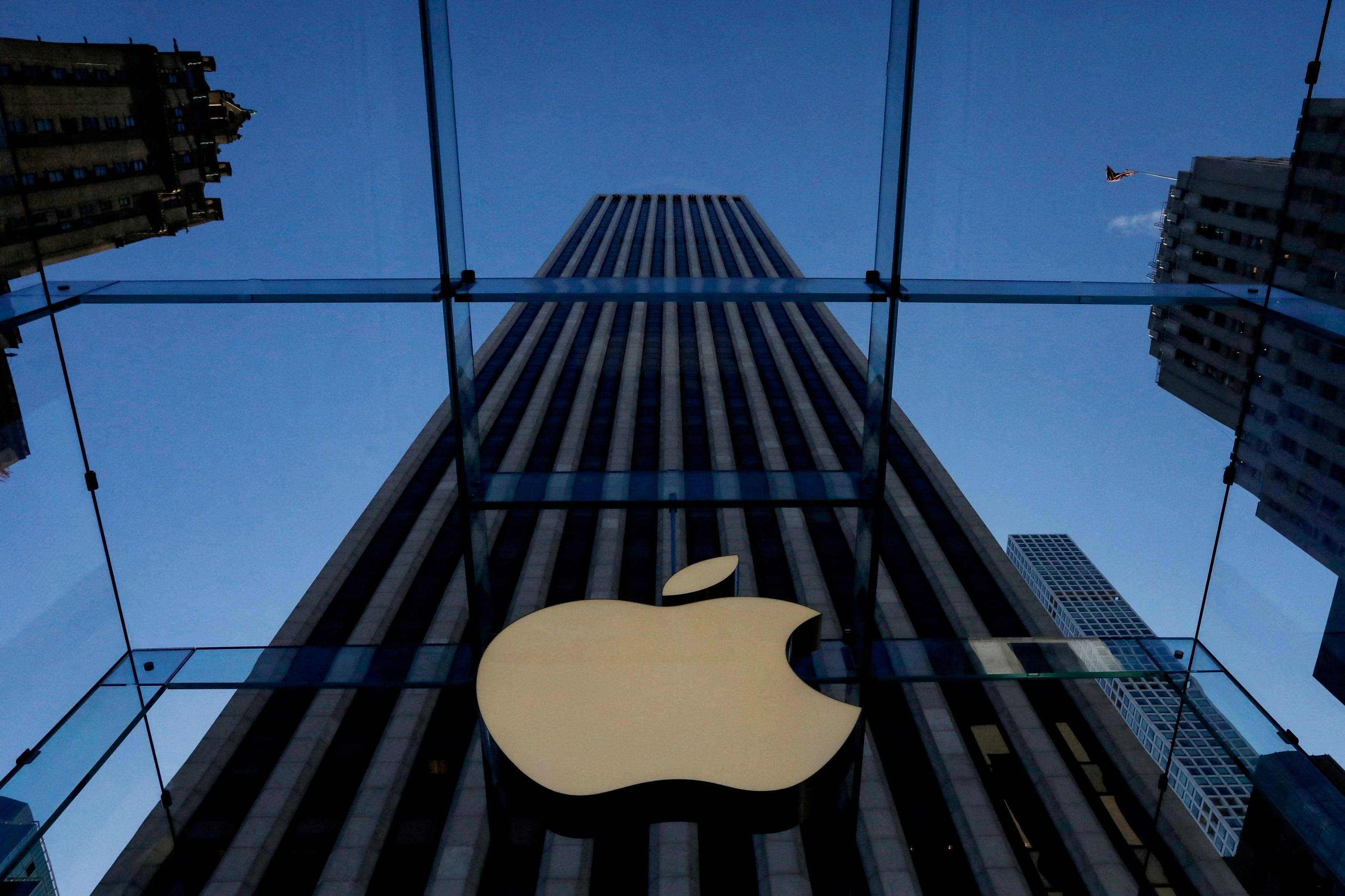Apple ki Chip Ki Duniya: Intel aur Samsung ki Charcha