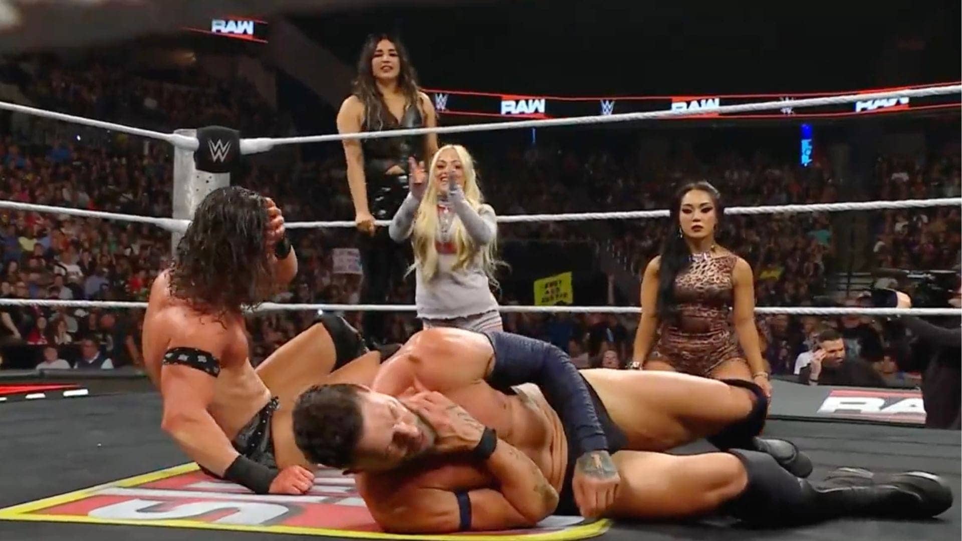 Roxanne Perez ne Finn Balor ko kyun diya dhoka WWE RAW pe?