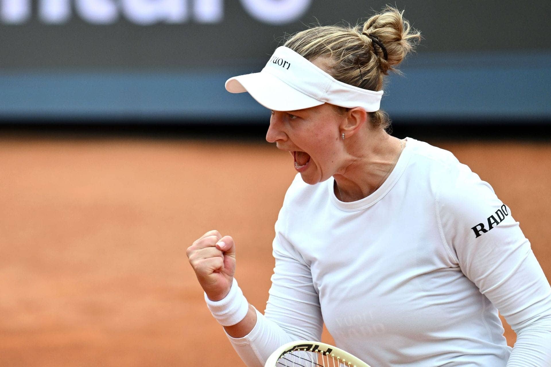 Krejcikova vs Crowd: 'Shut Up' Ka Mazedaar Drama!