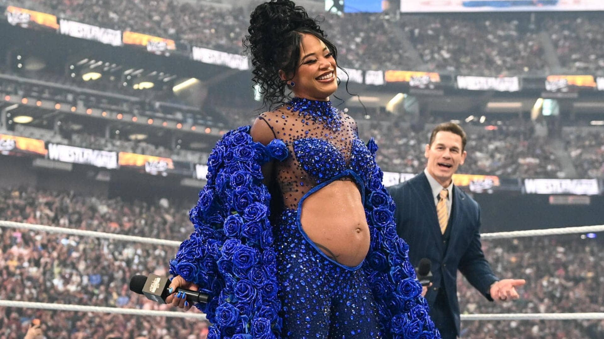 Bianca Belair reveals exclusive pregnancy pics, fans rejoice