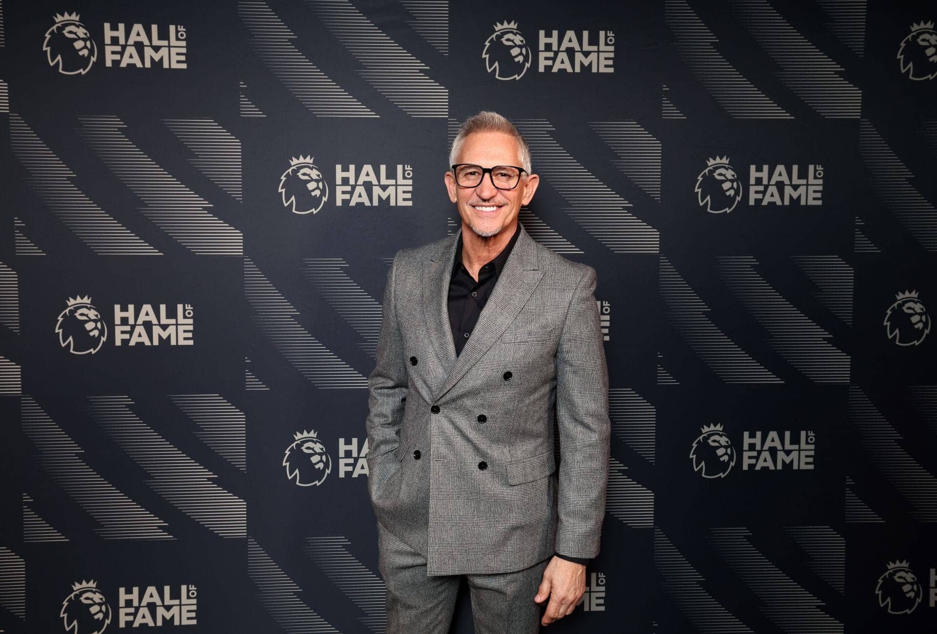 Gary Lineker’s Smooth Picks: Arsenal vs PSG in Final Showdown