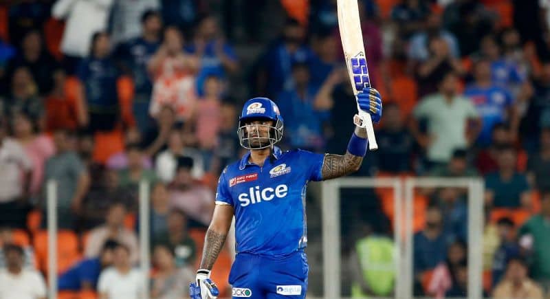 Suryakumar Yadav is Back for MI vs RCB Showdown!