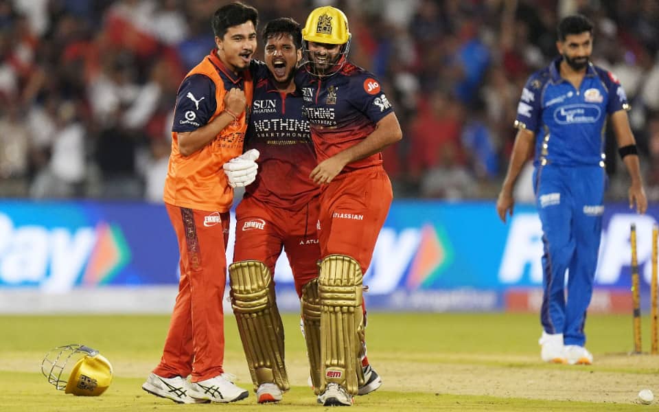 RCB vs MI: Shaheed Stadium Mein Memes Ki Dhamaka!
