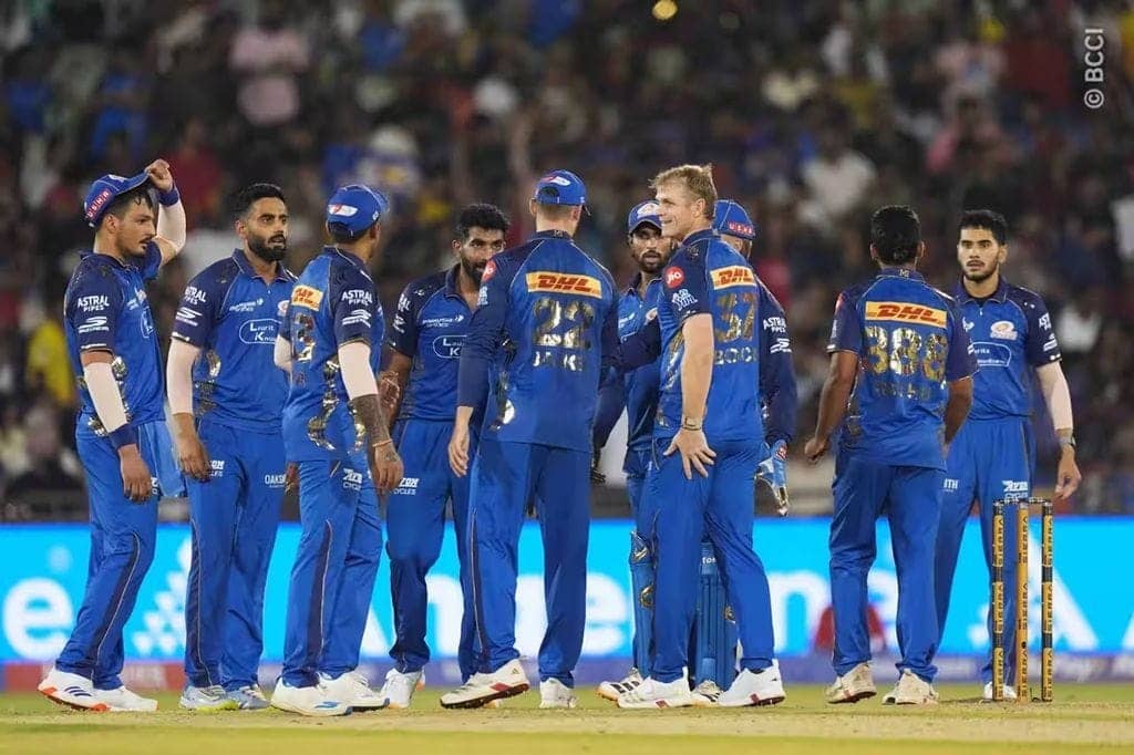 Aakash Chopra ka gussa: MI ne Bawa ko last over kyun diya?