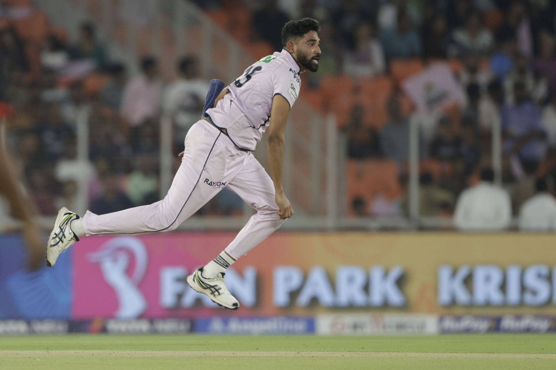 Siraj ka jadoo: Travis Head ka duck aur SRH ki shuruaat khatam!