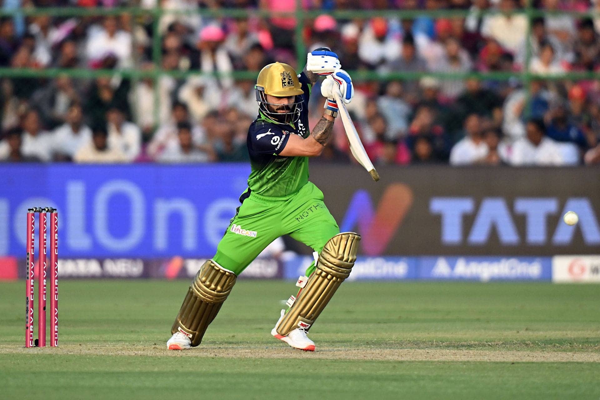 KKR ka Plan: Anukul Roy se Kohli ko rokne ki koshish!