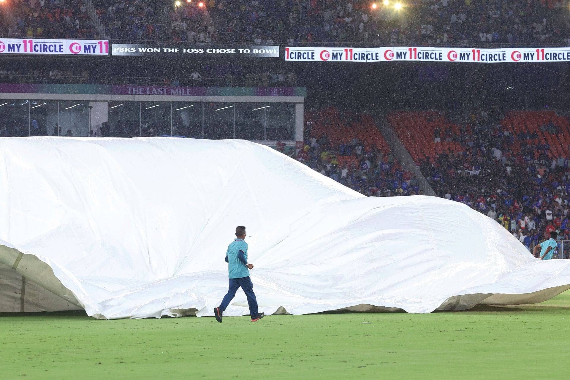 Rain Delays IPL 2026: RCB and KKR's Playoff Dreams Hang!