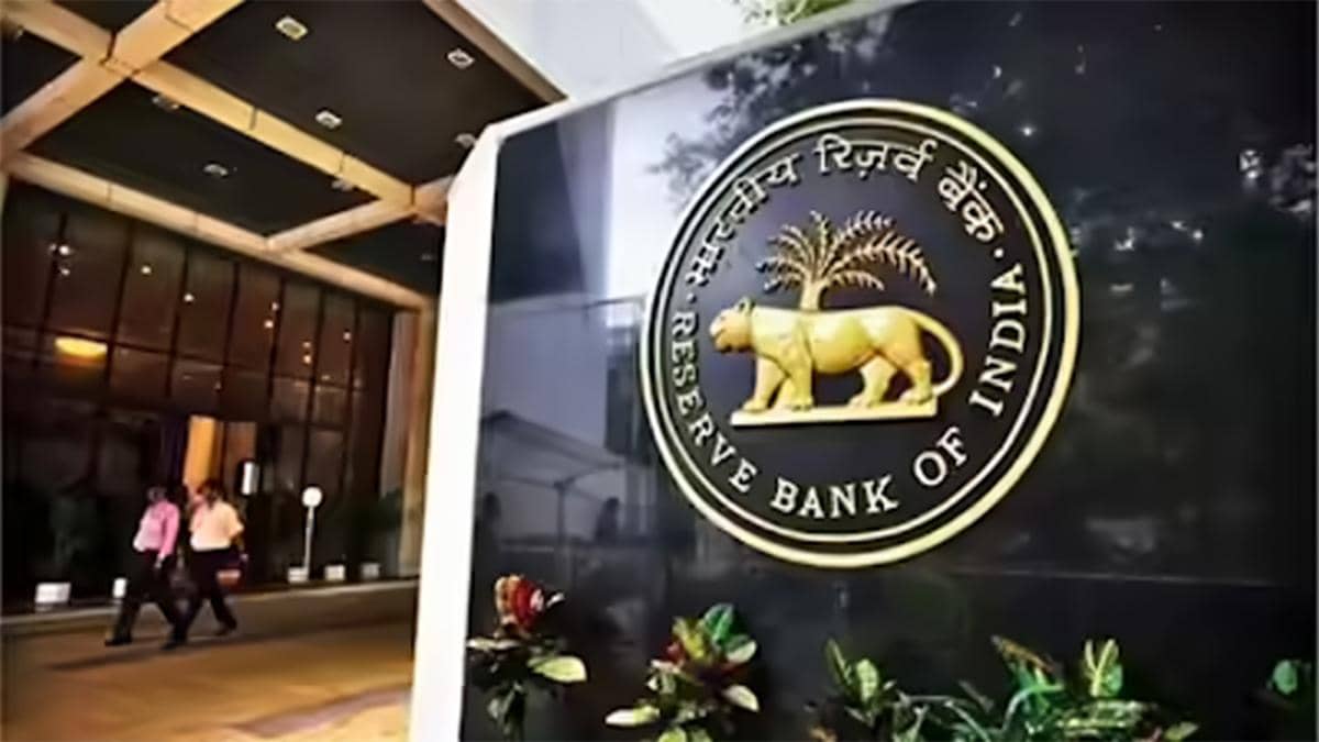 RBI's ₹1 Trillion VRR Auction: Keeping the Banking Scene Alive