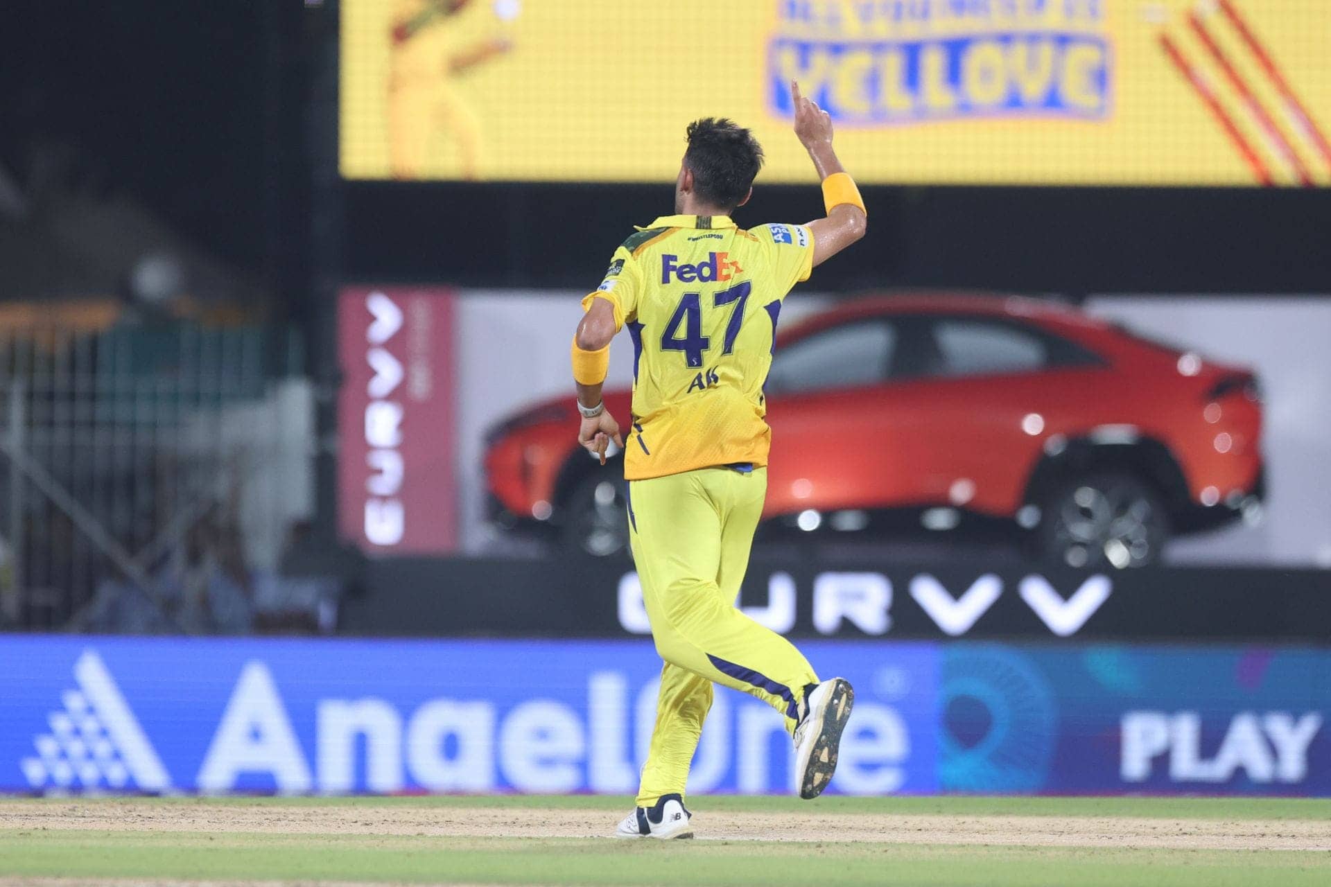 Mitchell Marsh Unleashes 4 Sixes in LSG vs CSK Showdown