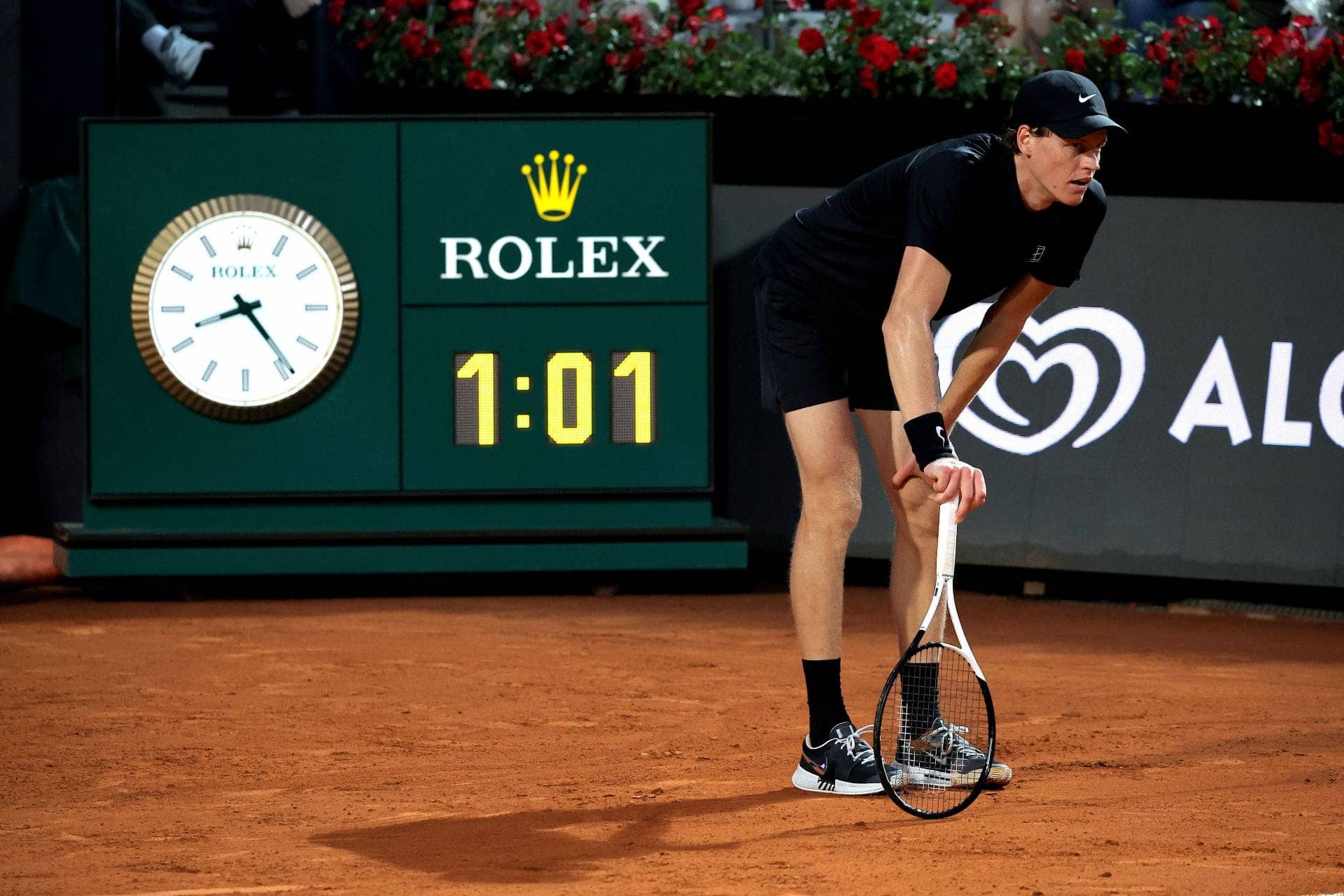 Sinner's Italian Open Adventure: Rain and a Court Surprise!