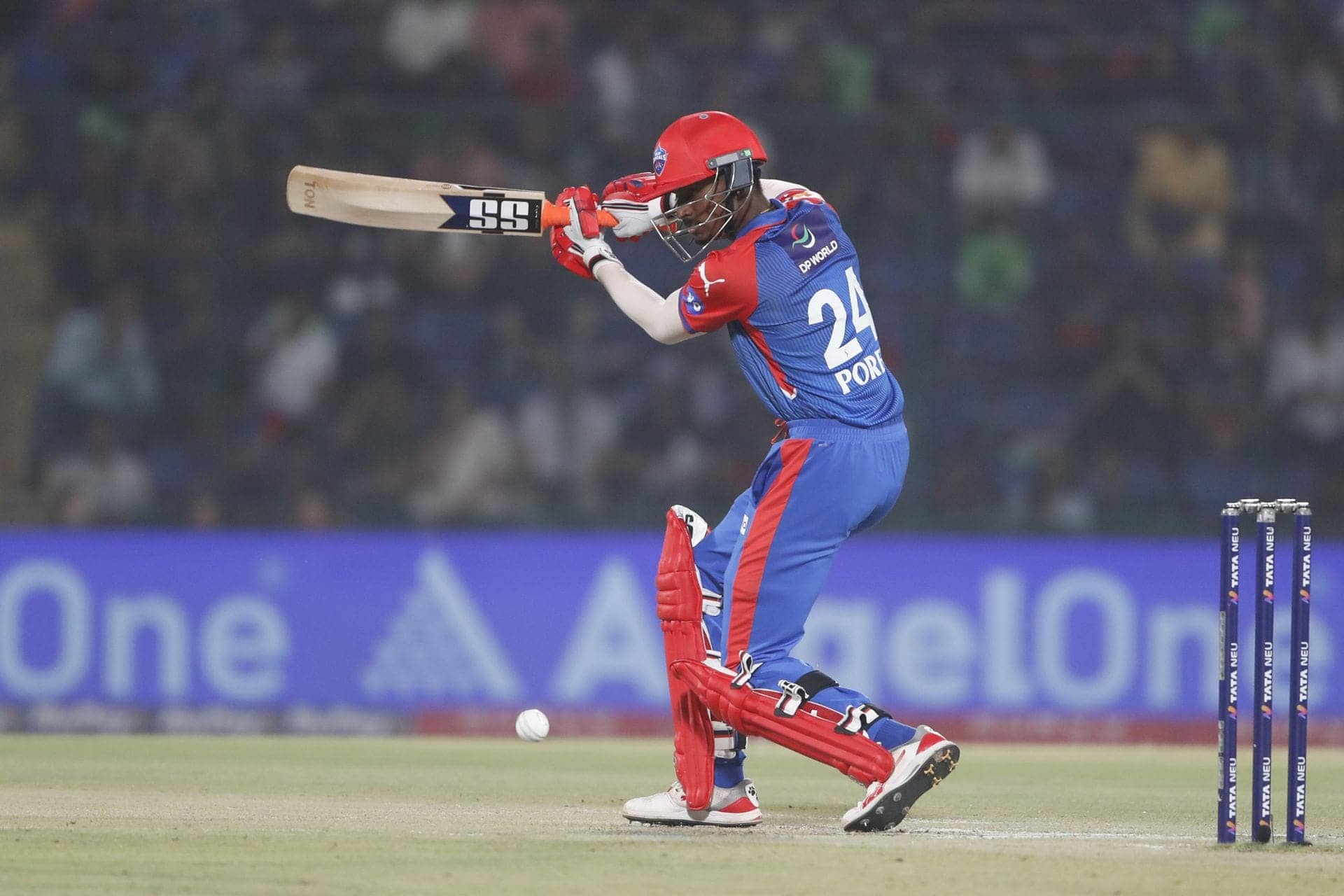 Delhi Capitals Topple Royals: Starc's Heroics Shine in IPL 2026