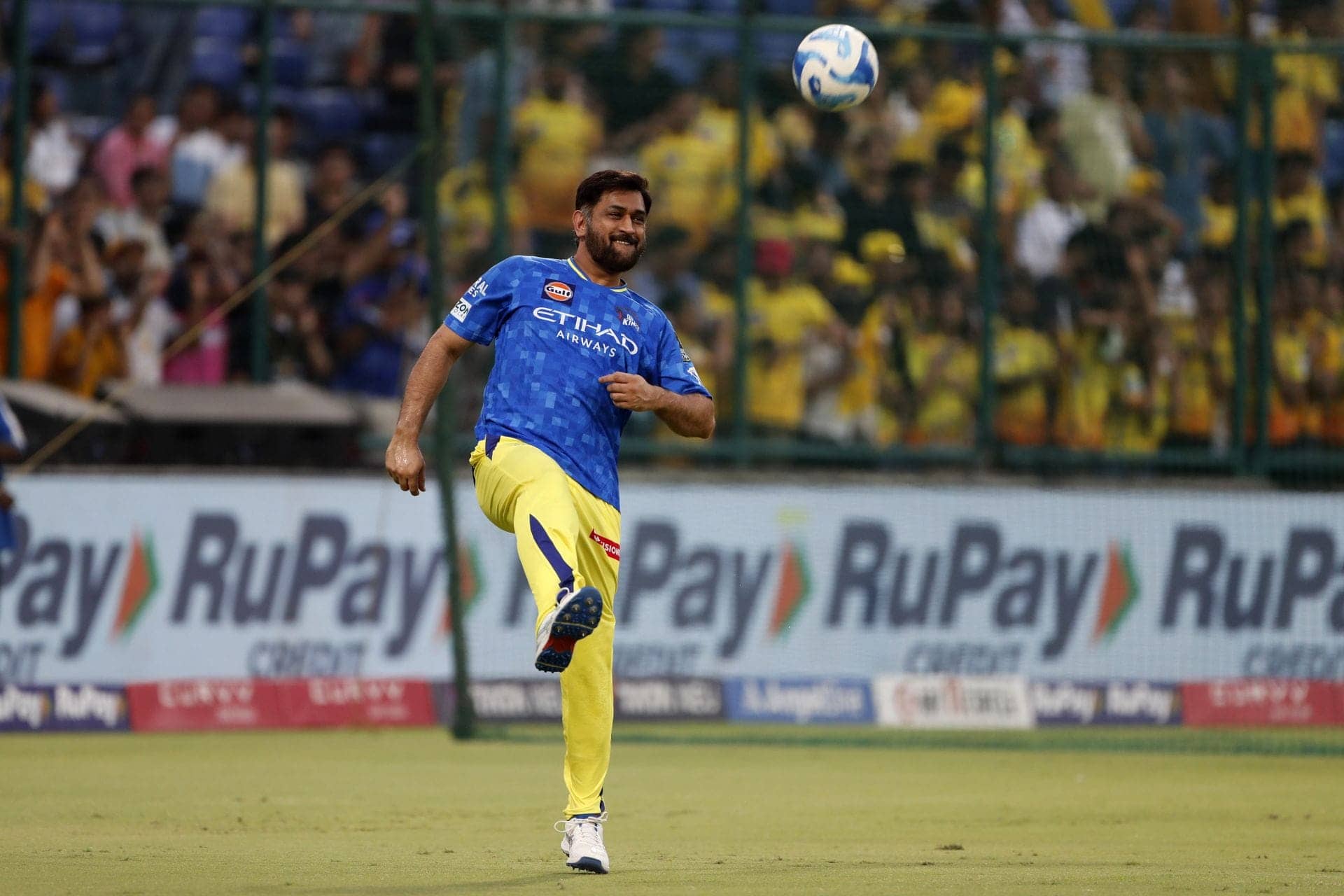 Vaughan Questions Dhoni's Epic Comeback for CSK vs SRH