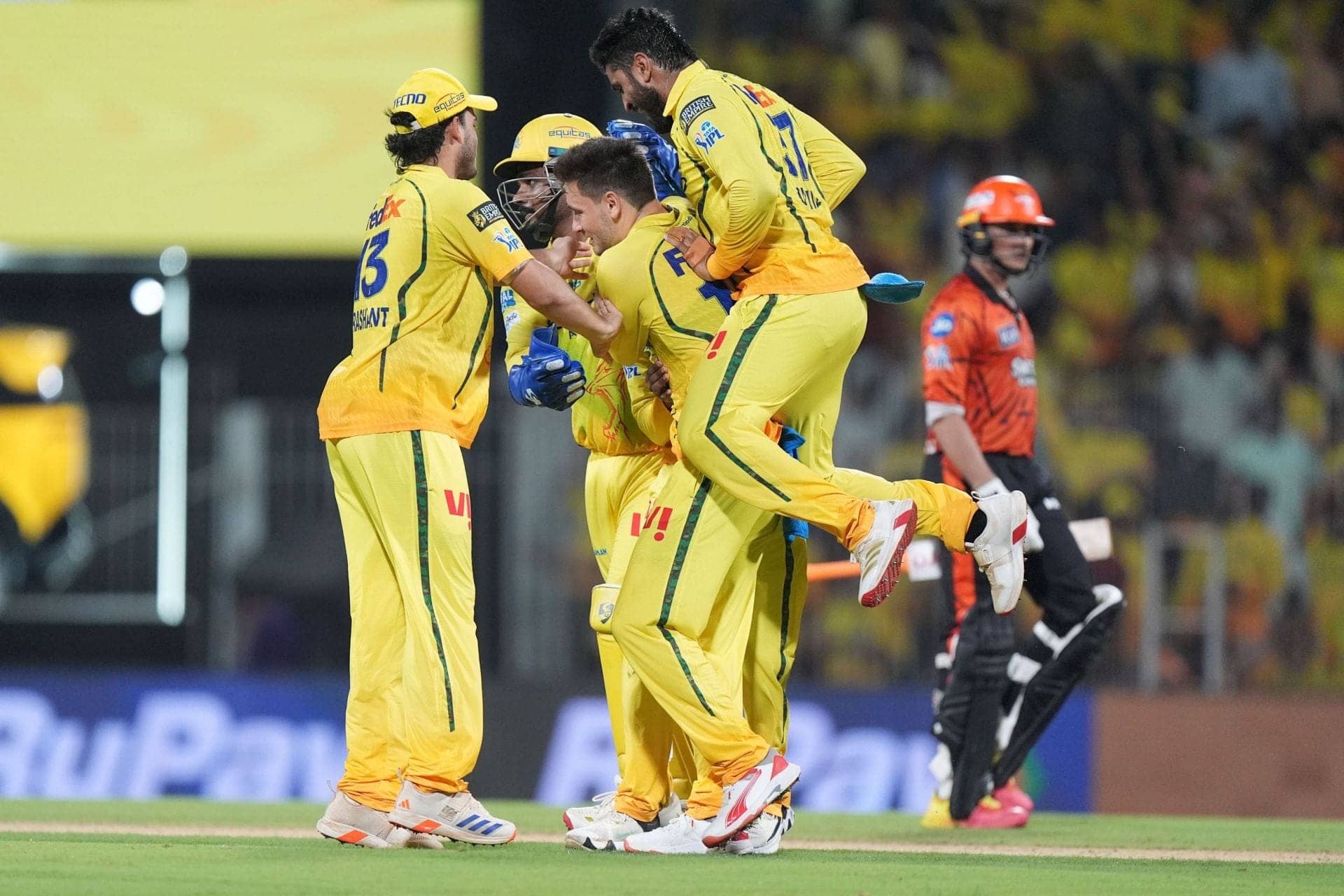 Aakash Chopra Questions Ruturaj's Slow Play in CSK Loss