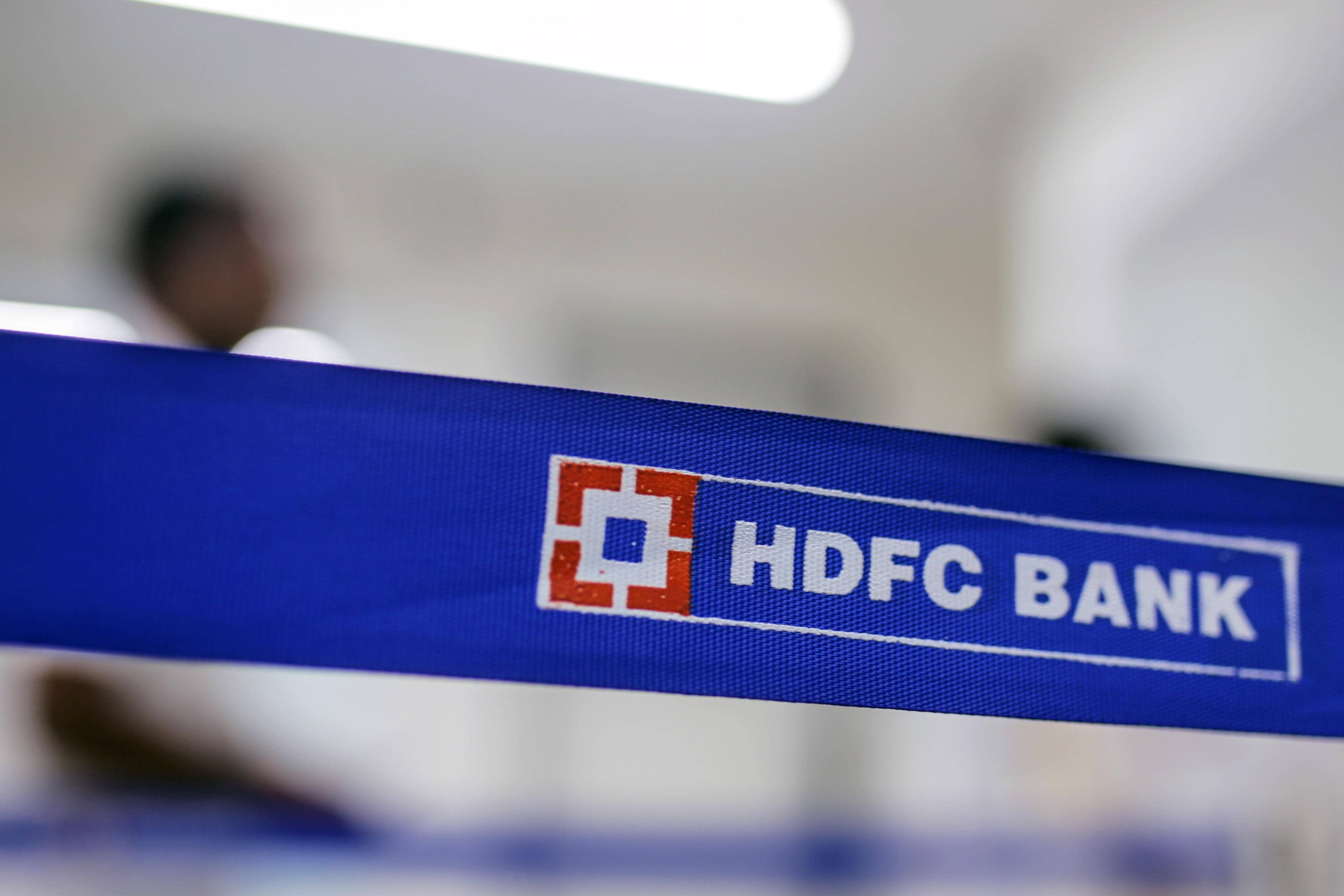 HDFC Bank's Regalia Gold Card Gets a Lounge Makeover