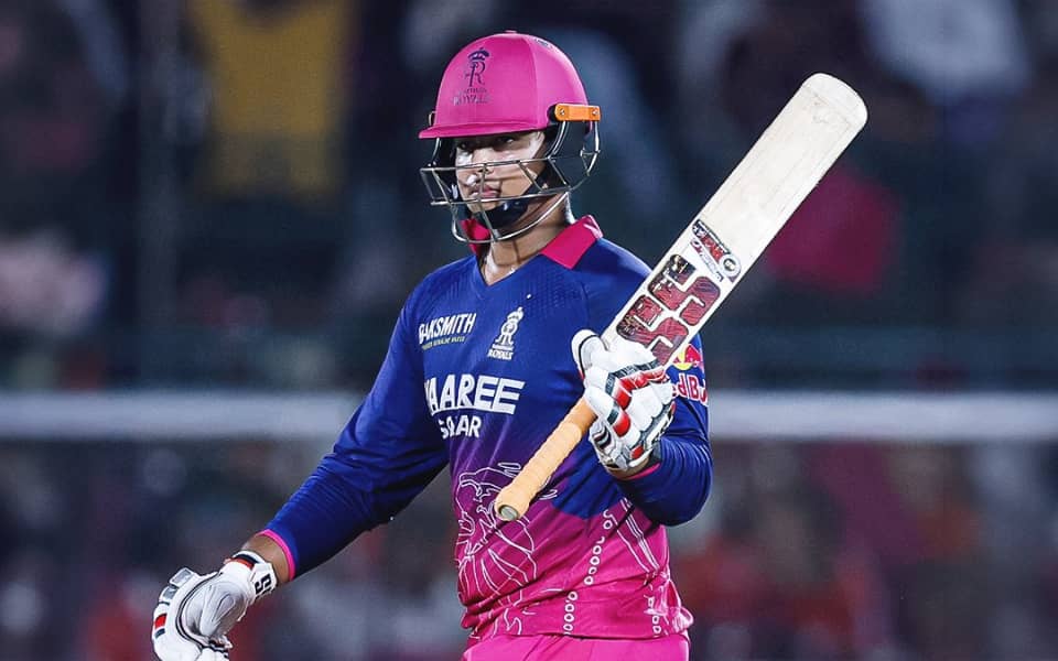 IPL 2026: Royals Conquer Giants in Dazzling Duel