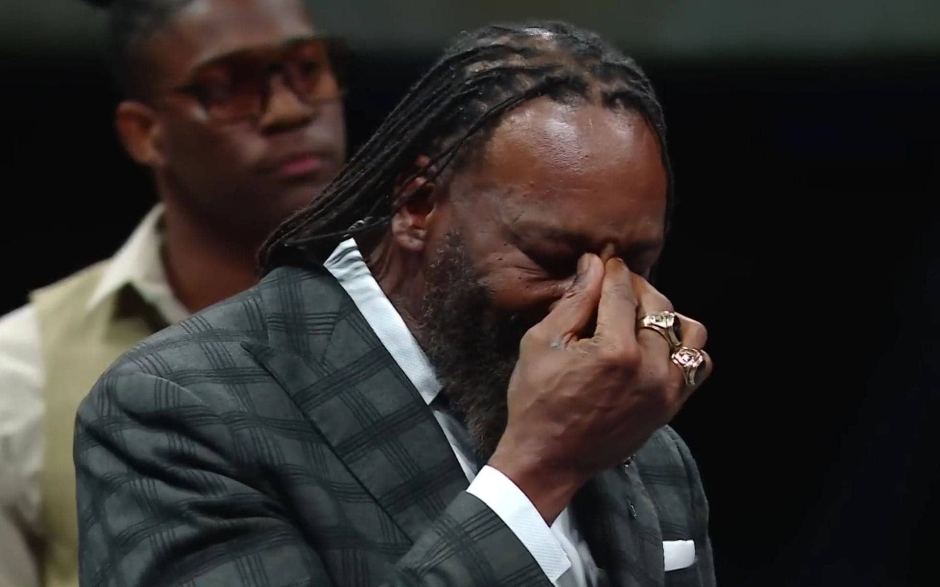 Keanu Carver Dominates While Booker T's Pick Gets Hurt