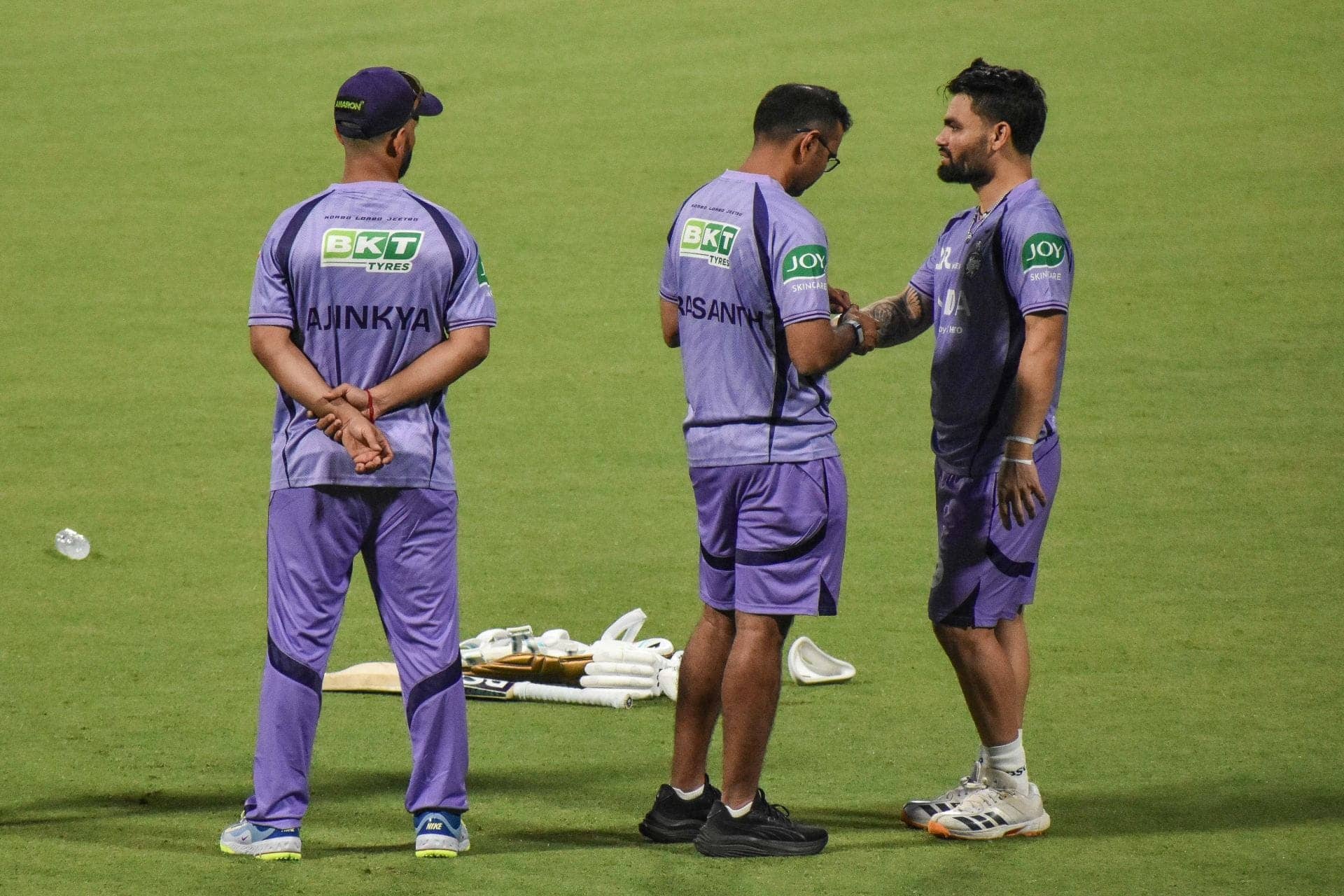 Balaji Ka Shock: KKR Ne Finn Allen Ko Kyun Drop Kiya?