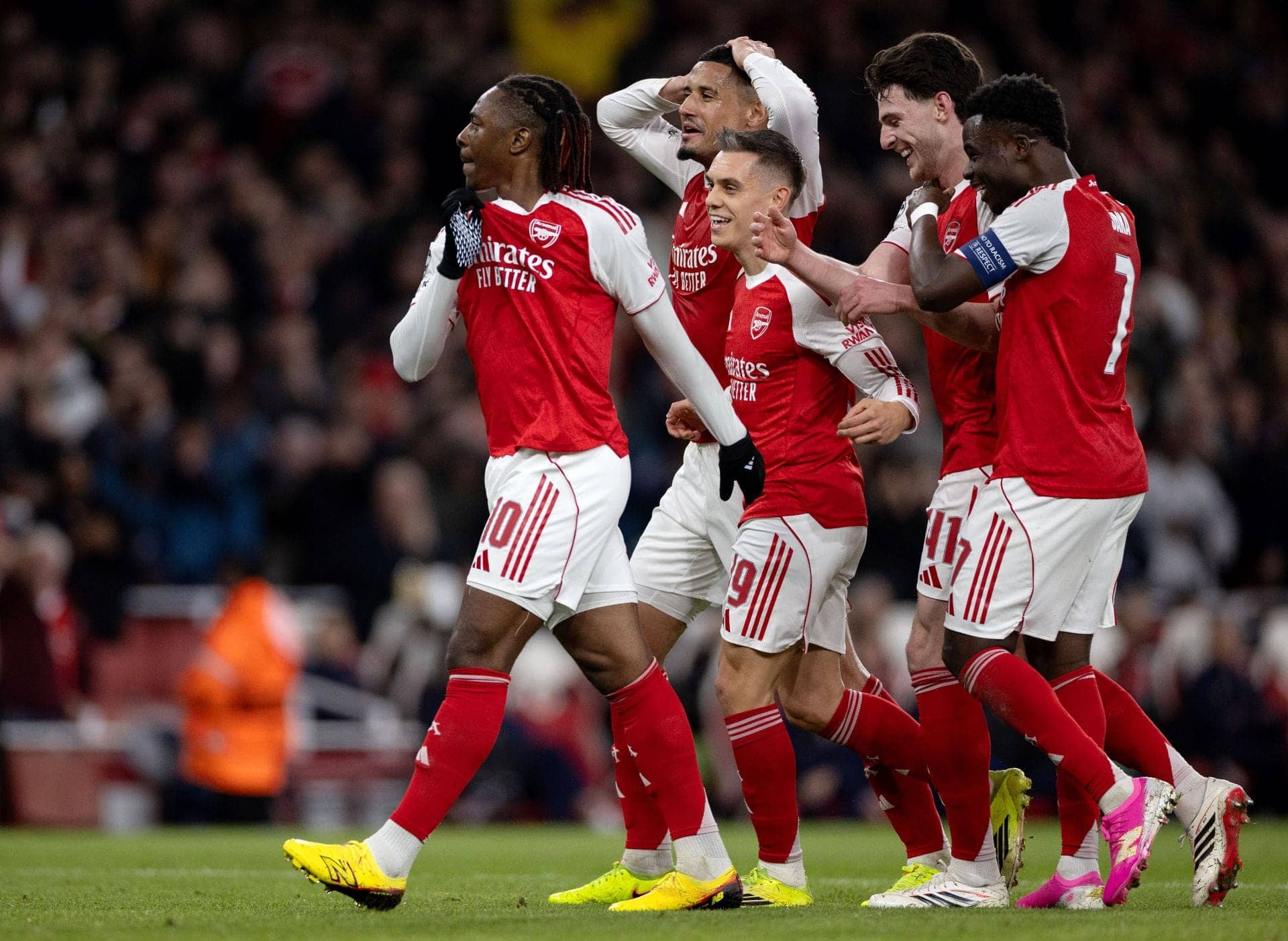 Arsenal Players Celebrate Premier League Title Outside Emirates