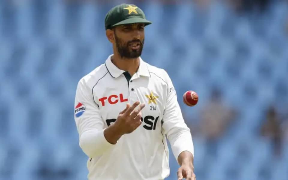 Shan Masood's Captaincy in Trouble After Bangladesh Defeat