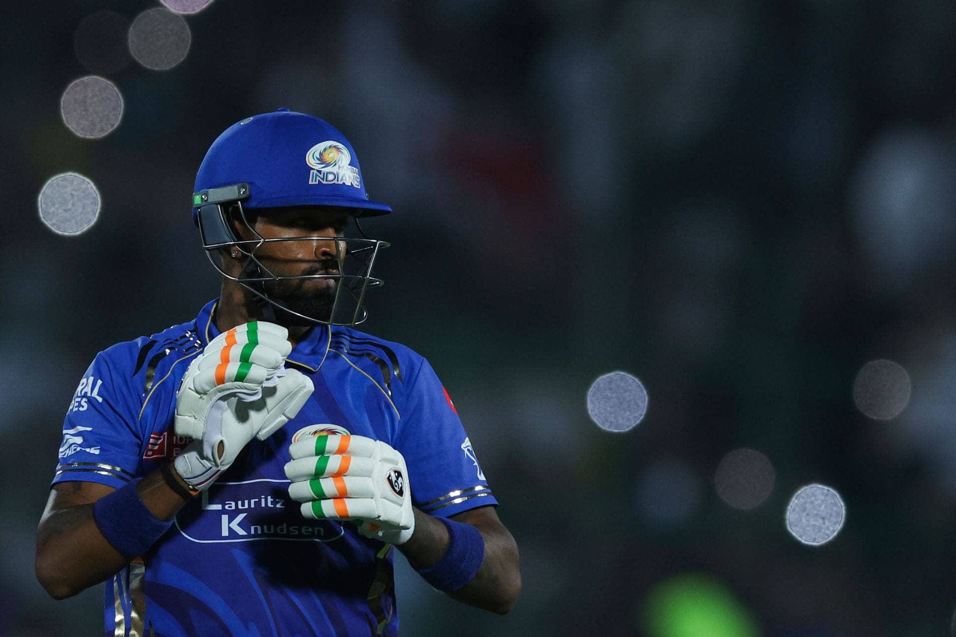 Hardik Pandya Gaya Ghar, Sunil Narine Ne Kiya Chakkar