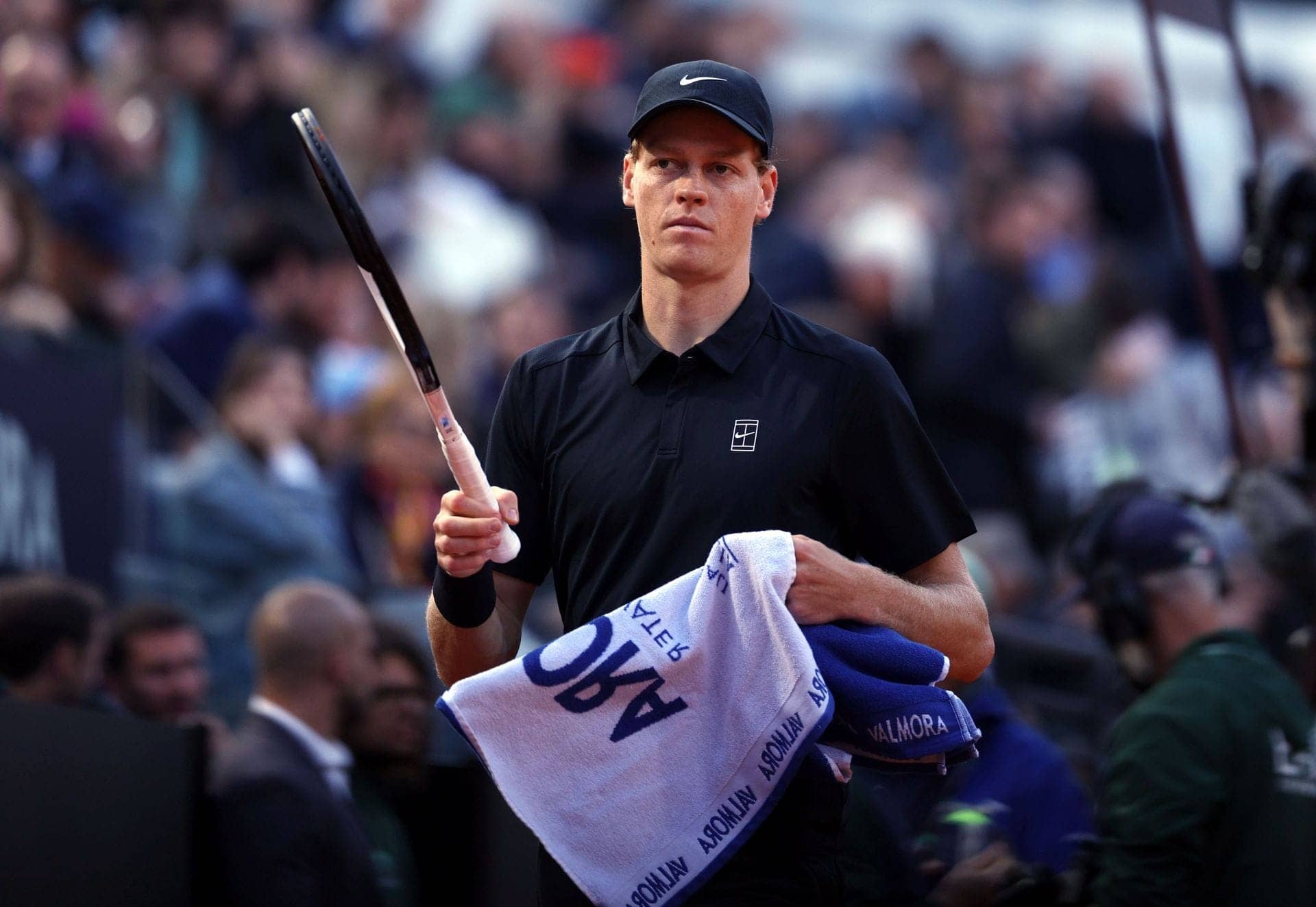 French Open: Misogyny Claims and Sinner Steals the Show