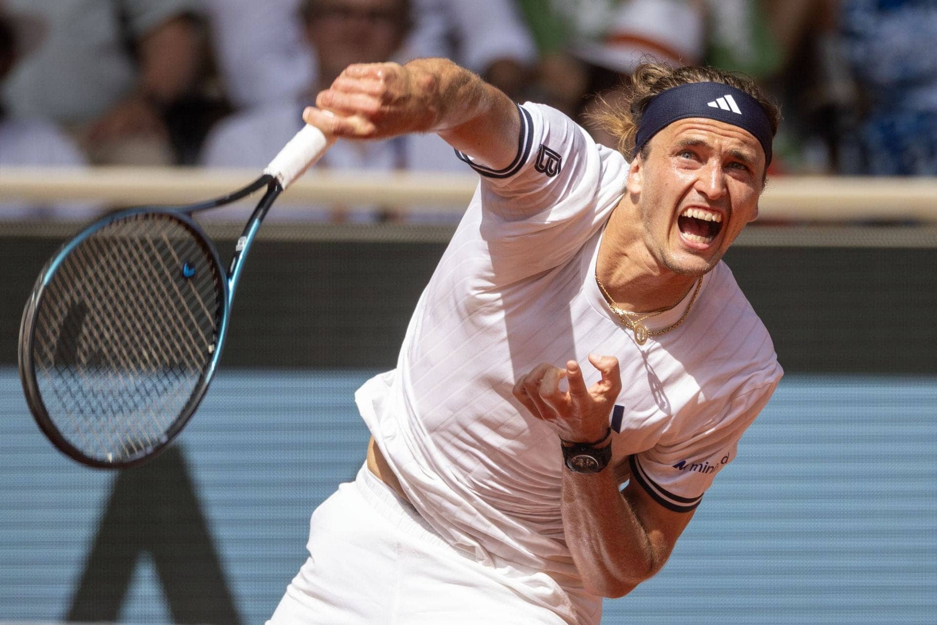 Zverev's Bold Comeback: No Fooling Around, Just Grit!